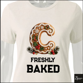ジンジャーブレッドクッキーのクリスマスイニシャルレターC トライブレンドTシャツ