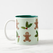 ジンジャーブレッドマンおよびヒイラギ ツートーンマグカップ (左)