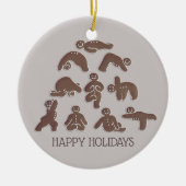 ジンジャーブレッドヨガジャストハッピーホリデーを呼吸 セラミックオーナメント (正面)