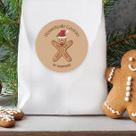 ジンジャーブレッドChristmas Cookie – 自家製Cookie ラウンドシール<br><div class="desc">このステッ救済カーを使用して、クッキーが自家製であることを知らせることができる。このデザインは、サンタハットと赤い弓を持つ茶色のジンジャーブレッドクッキーのデステイのフェスティバルイラストレーションを特徴としている。背景色は薄茶色。また、パーソナル化可能な文字領域が2つある。</div>