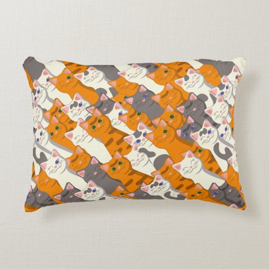 ジンジャーホワイト黒猫の対角パターン アクセントクッション (正面)