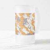 ジンジャーホワイト黒猫の対角パターン フロストグラスビールジョッキ (正面右)