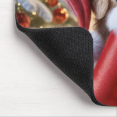 ジンジャー色の子猫が入った靴下を履くゴールデンレトリバー マウスパッド (コーナー)