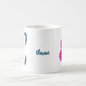 ジンニアの花のイニシャルC - 名前入りギフト コーヒーマグカップ (中央)