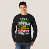 ジンバブエ人 ジンバブエの旗 ジンバブエ人のもの Tシャツ (正面フル)