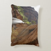 ジーオン国立公園のエメラルドプール滝III アクセントクッション (裏面(縦))