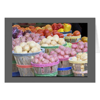 ジーンの爪の市場のポテトのブッシェル