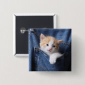 ジーンズのバッグの子ネコ 缶バッジ (正面&裏面)