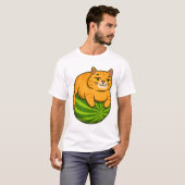 スイカに乗った太った猫の面白いTシャツ Tシャツ (正面フル)