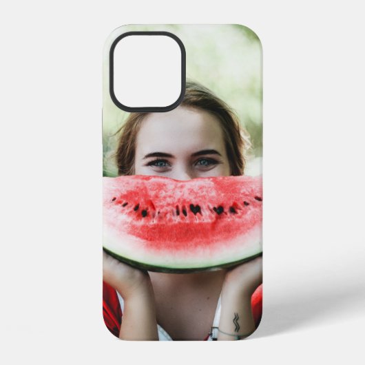 スイカのスライスを持つ女性 iPhoneケース (裏面)