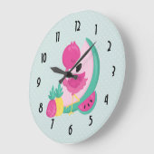 スイカ及びパイナップルを持つピンクのフラミンゴ ラージ壁時計 (傾斜)