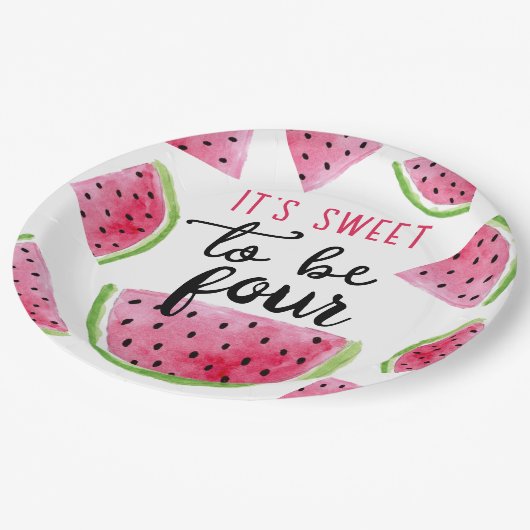 スイカ甘い4つの誕生日パーティーになる ペーパープレート (アングル)