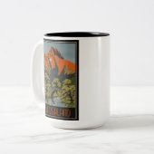 スイスのアルプスのヴィンテージ旅行ポスター ツートーンマグカップ (正面左)