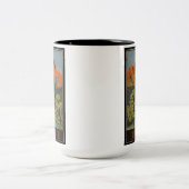 スイスのアルプスのヴィンテージ旅行ポスター ツートーンマグカップ (中央)