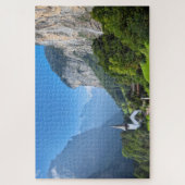 スイスのローテルブルネンバレーにある教会 ジグソーパズル (縦)