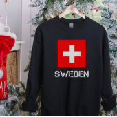 スイスまたはスウェーデン国旗？同じじゃない？ Tシャツ