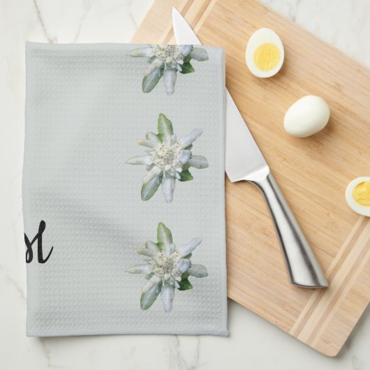 スイスエーデルワイスの有名なアルパインパーソナライズされたフラワー キッチンタオル (四つ折り)
