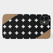 スイスクロス – 黒と白のクロス – 茶色のアクセント Case-Mate iPhoneケース (裏面(横))