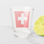 スイス国旗を掲げた愛国的なショットグラス ショットグラス (裏面)