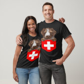 スイス国旗ドイツの金髪の指針犬 Tシャツ (ユニセックス)