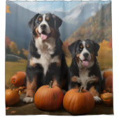 スイス素晴らしマウンテンパップオータムデライトカボチャ シャワーカーテン (正面)