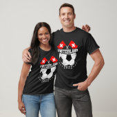 スイス・サッカーボールチーム男性へ Tシャツ (ユニセックス)