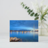 スイス、ジュネーブの有名な噴水を望むパノラマ、 ポストカード (スタンド正面)