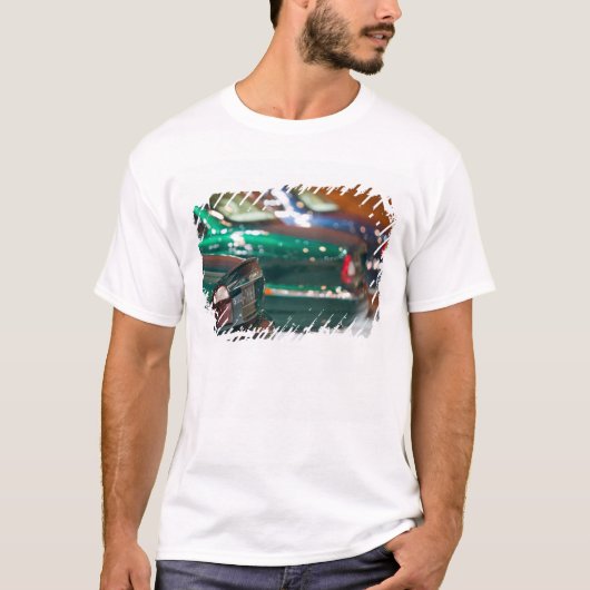 スイス、ジュネーブ: 第75回ジュネーブモーターショー 4 Tシャツ (正面)