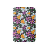 スイセンの花2が付いている優雅パターン バスマット (正面縦)