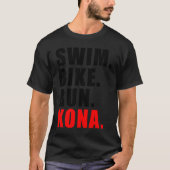スイミングサイクリングランニングズKONA 2023トリアスリートメンズ Tシャツ (正面)
