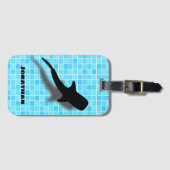 スイミングプールパーソナライズされたでジンベイザメ ラゲッジタグ (正面横)