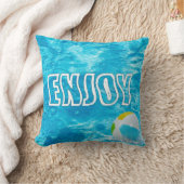スイミングプール楽しむ文字装飾用クッション クッション (ブランケット)