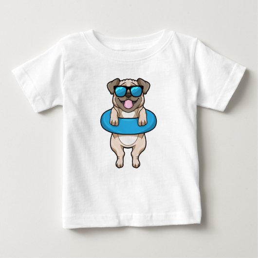 スイミングリングで泳ぐ犬 ベビーTシャツ (正面)