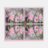 スイレン池 フリースブランケット (正面(横))