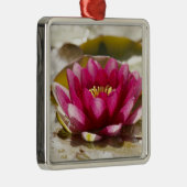 スイレン メタルオーナメント (右)