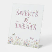 スイーツアンドトリートウィーズバタフライガーデン 台座サイン (正面)