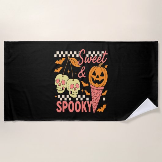 スイートでスプーキーな可愛いハロウィン ビーチタオル (正面)