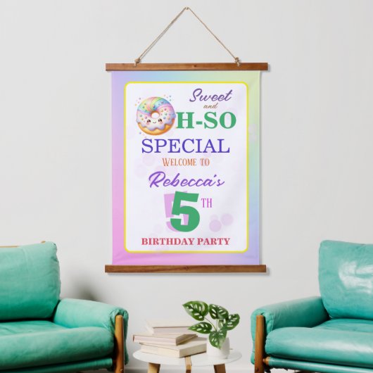 スイートオッソ特別誕生日ドーナツ 吊り下げ型タペストリー (リビング)