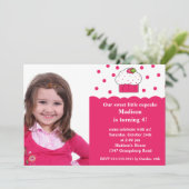 スイートカップケーキフォト誕生日招待状 招待状 (スタンド正面)