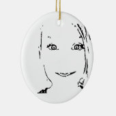 スイートガール、白黒ポートレート、明るい目 セラミックオーナメント (右)