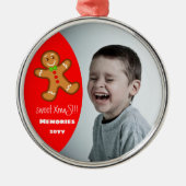 スイートクリスマスジンジャーブレッドマンカスタムYEAR RED メタルオーナメント (正面)