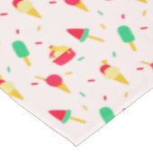 スイートサマーおもしろいレインボーアイスクリームスプリンクル テーブルクロス (アングル)