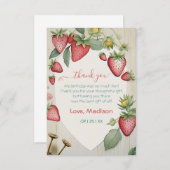 スイートストロベリーシェイプベリーファースト誕生日 サンキューカード (正面/裏面)