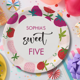 スイートストロベリー子供の誕生日 ペーパープレート
