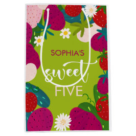 スイートストロベリー子供の誕生日 ミディアムペーパーバッグ