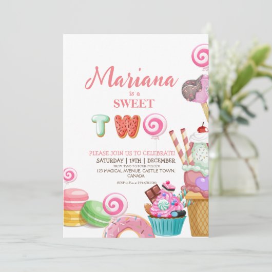 スイートツーキュートアイスクリームカップケーキ子供の誕生日 招待状 (スタンド正面)