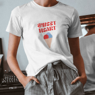 スイートハート モダン タイポグラフィー 赤 かわいい アイスクリーム Tシャツ