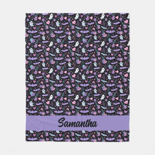 スイートピンクとパープルハロウィーンのこうもりと幽霊 フリースブランケット (正面)