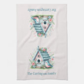 スイートブルーとピンクバードハウスパーソナライズされた キッチンタオル (縦)