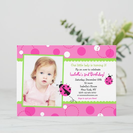 スイートラディブピンクグリーンフォト誕生日招待状 招待状 (スタンド正面)